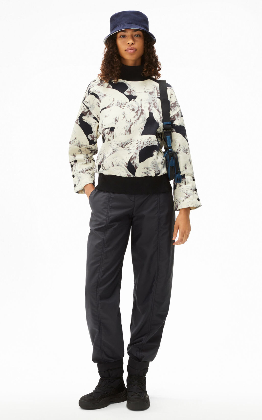 Kenzo High collar Polar Bear The Winter Capsule Sweatshirt Black For Womens 4836ENMQW